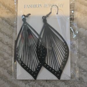 Elegant Black Dangle Earrings